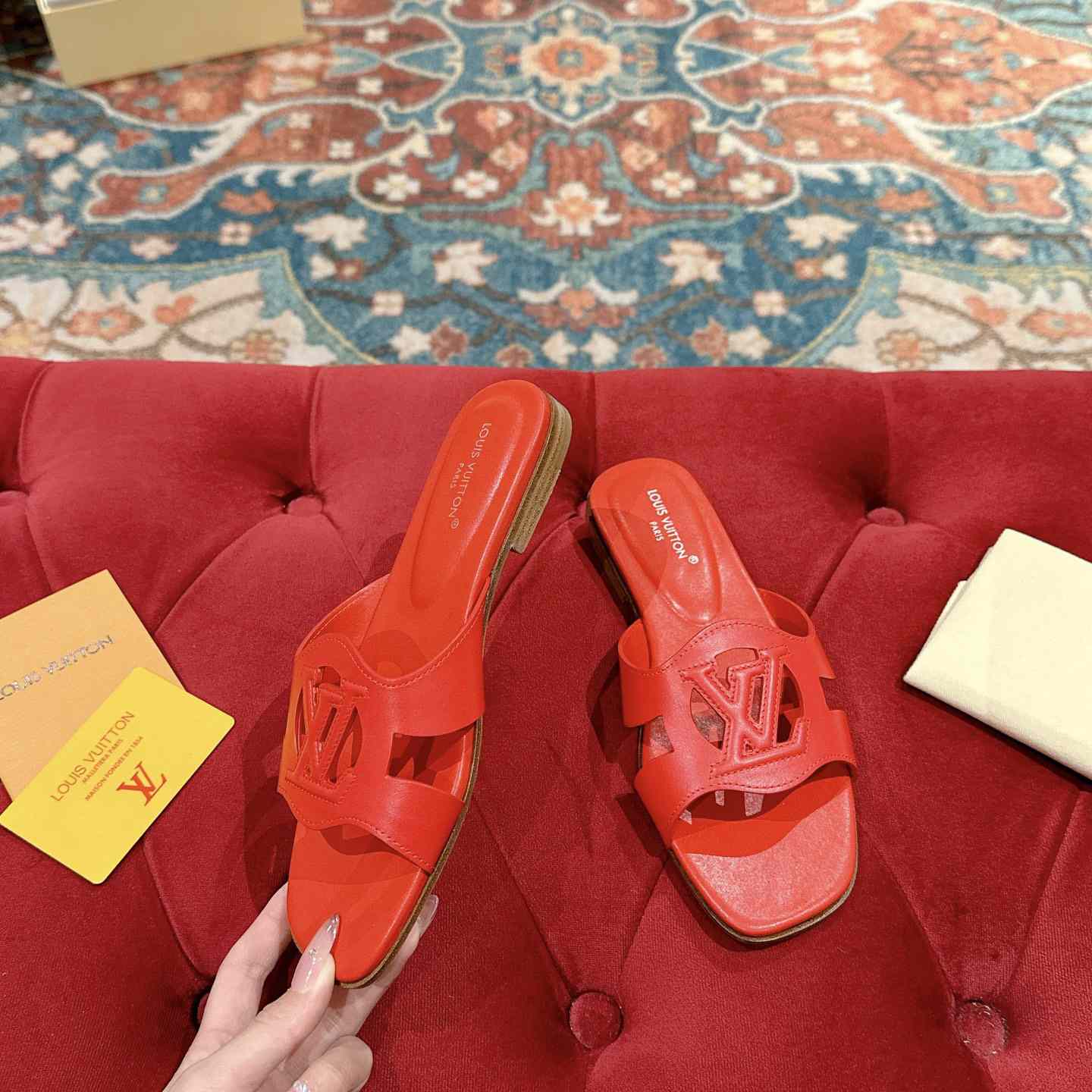 Louis Vuitton LV Isola Flat Mule - PerfectKickZ