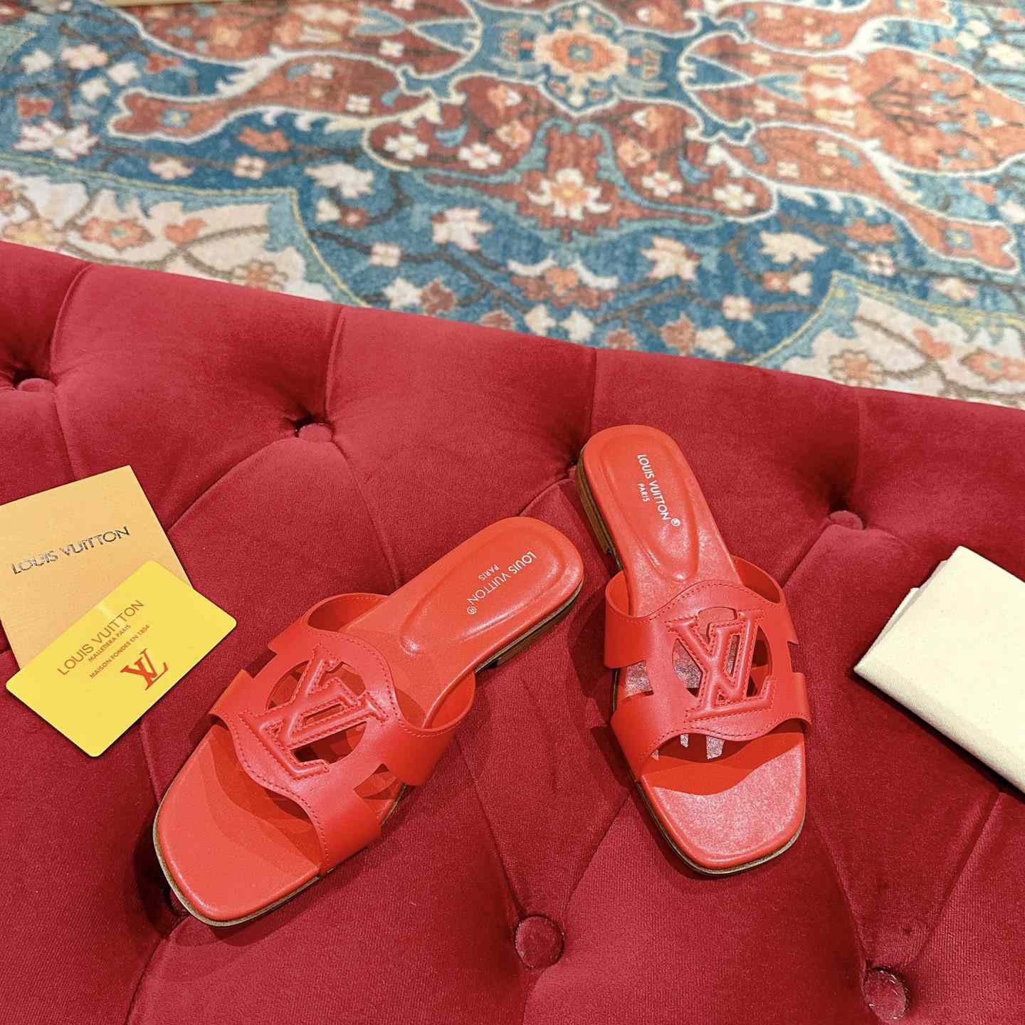 Louis Vuitton LV Isola Flat Mule - PerfectKickZ