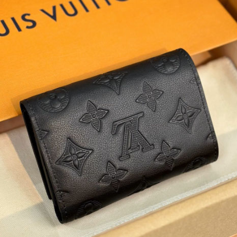 Louis Vuitton Victor Wallet   M12635 - PerfectKickZ