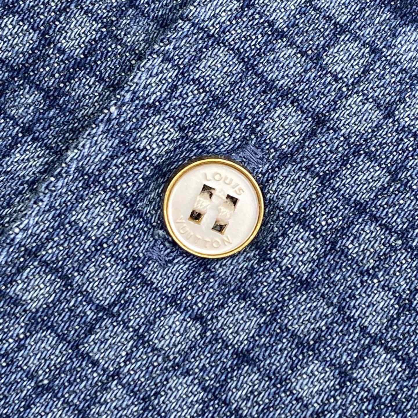Louis Vuitton Printed Short-Sleeved Denim Shirt   1AFVQL - PerfectKickZ
