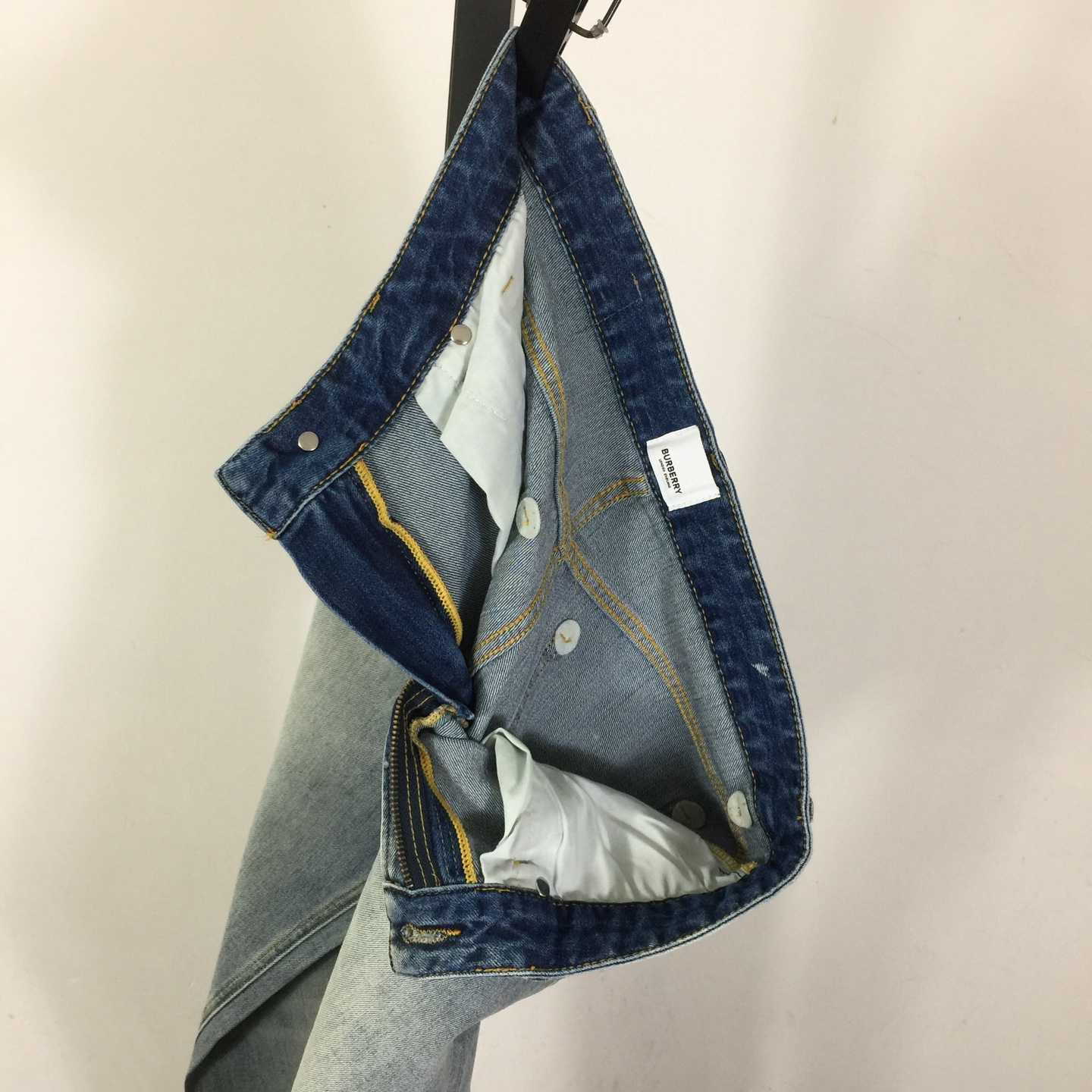 Burberry Jeans - PerfectKickZ