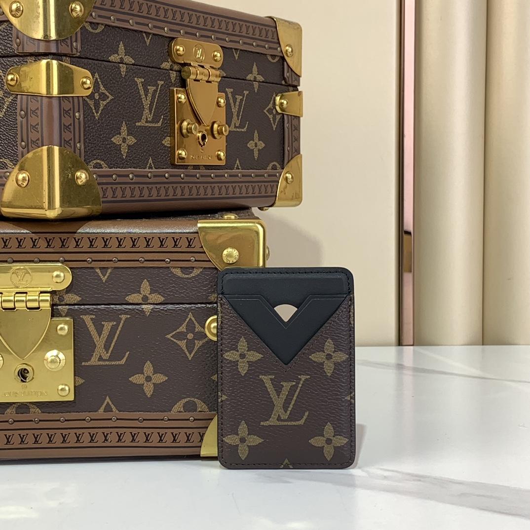 Louis Vuitton Porte-Cartes Magnet  M13185 - PerfectKickZ