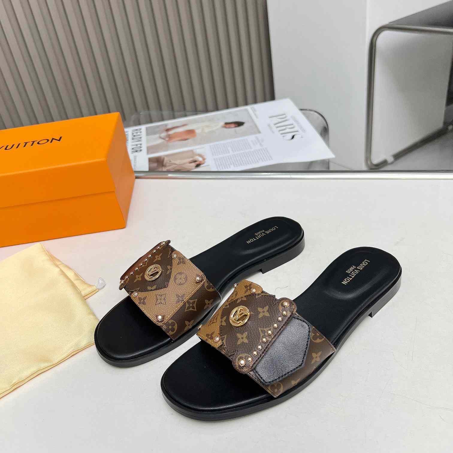 Louis Vuitton LV Frame Flat Mule   1ACXG7 - 