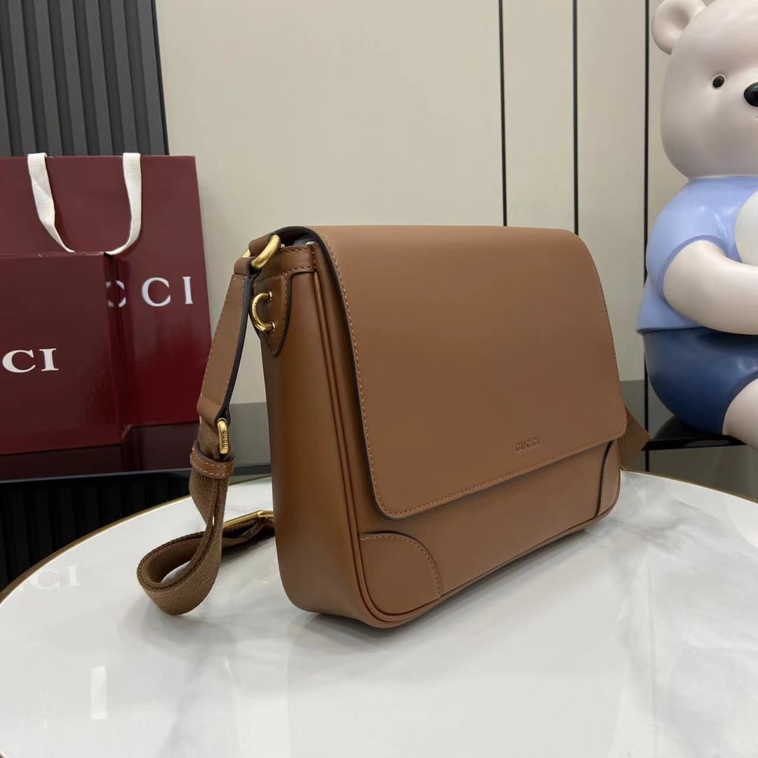 Gucci GG Emblem Medium Crossbody Bag - PerfectKickZ