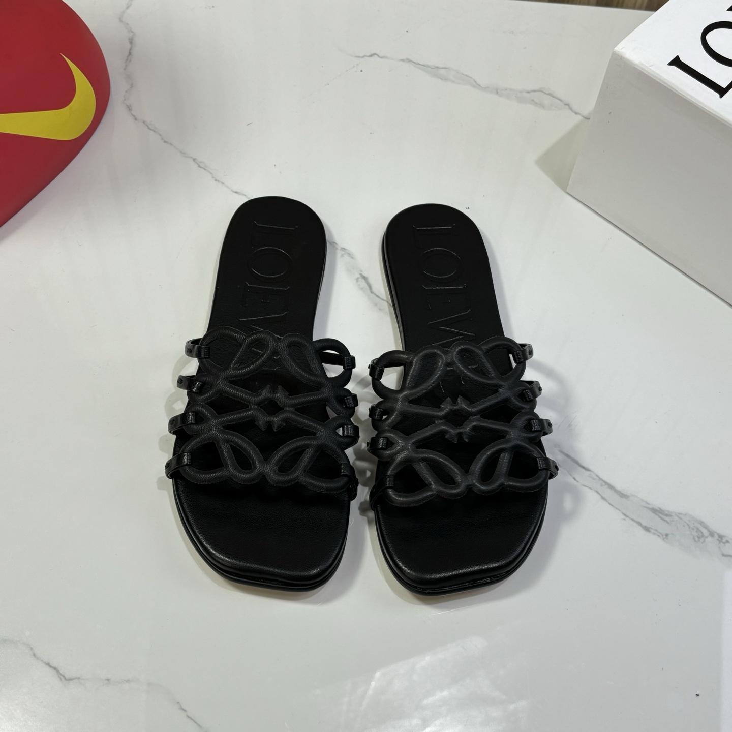 Loewe Petal Anagram Slide In Soft Calfskin - PerfectKickZ