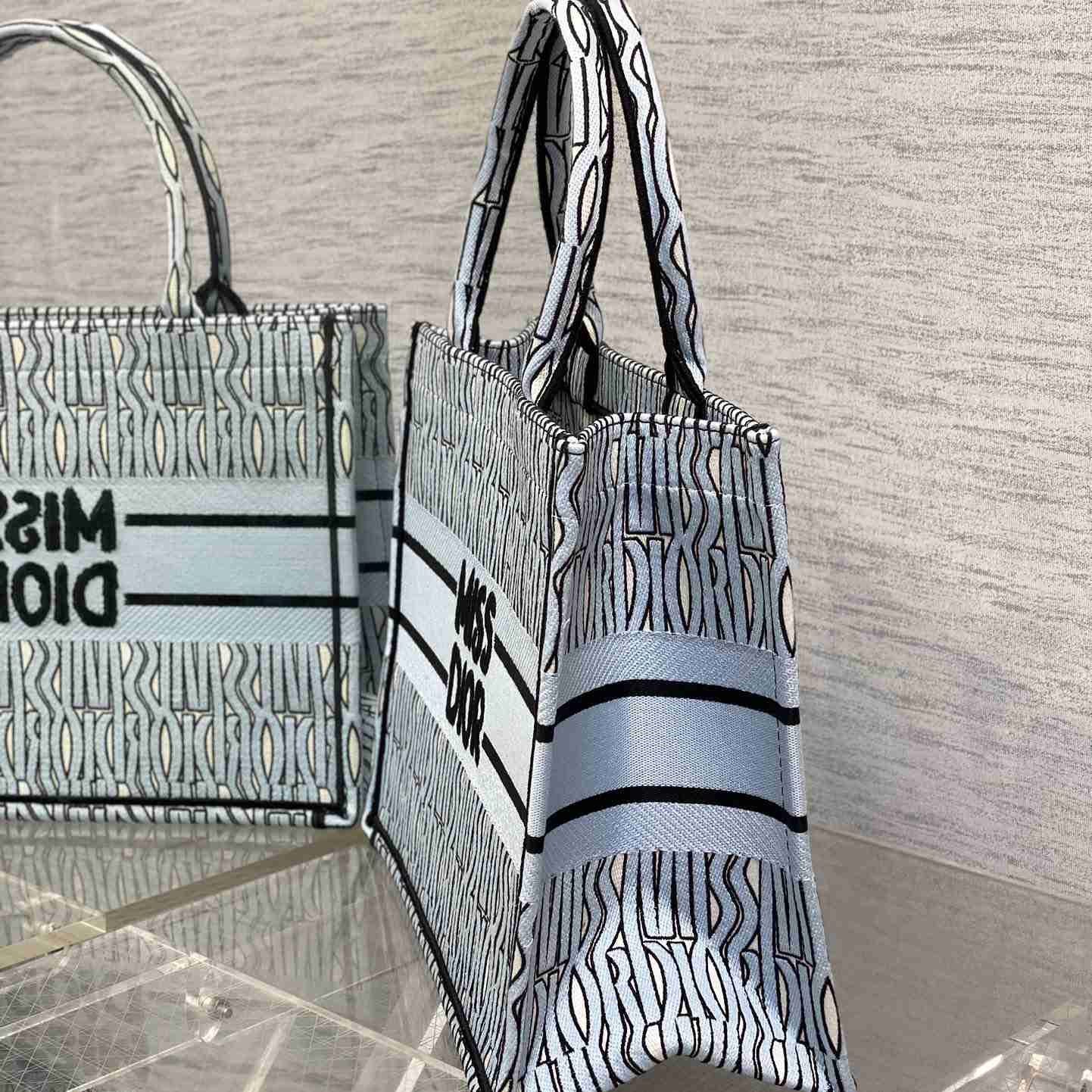 Dior 'Miss Dior 'Book Tote    36*18*28cm - PerfectKickZ