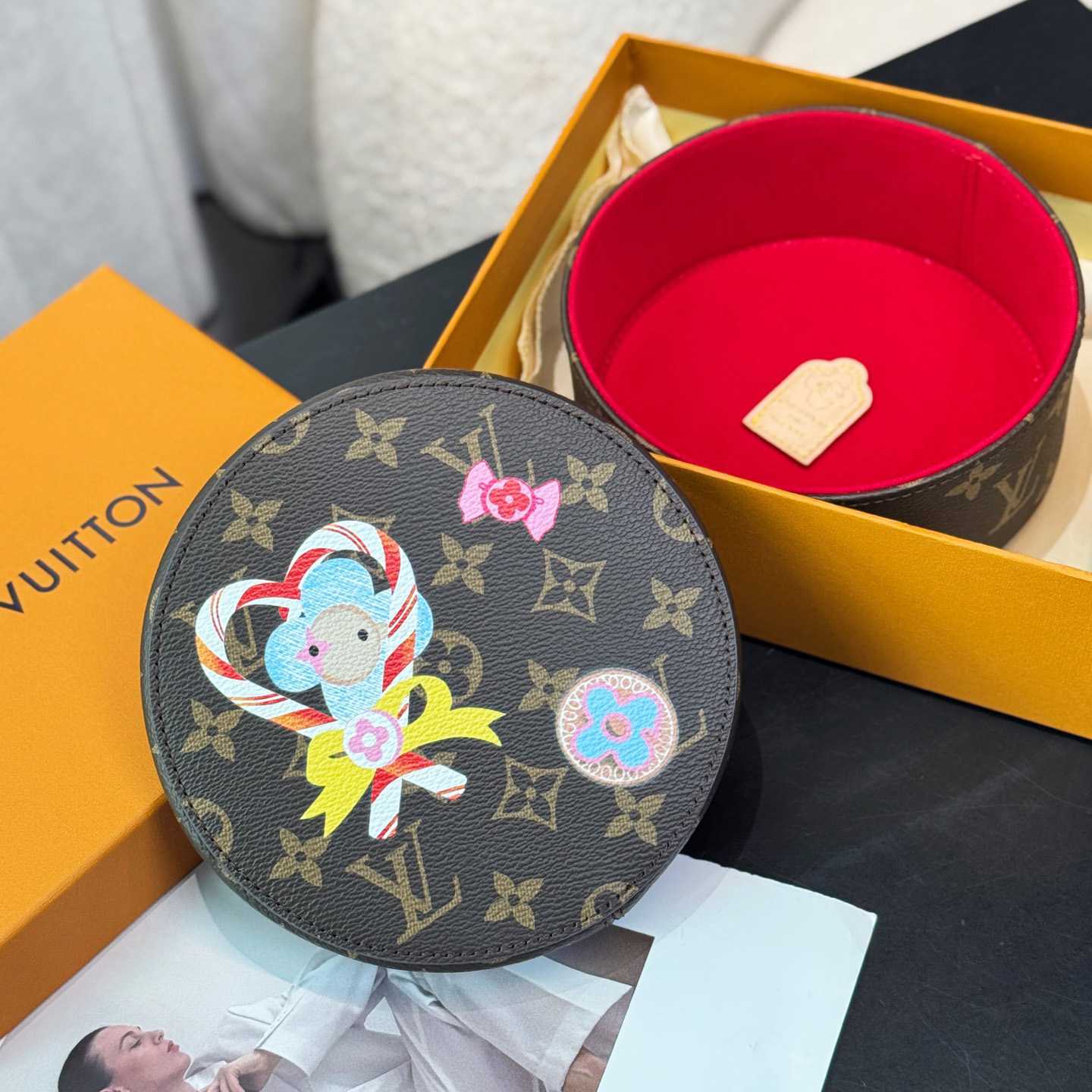 Louis Vuitton Vivienne Candy Box   GI1169 - PerfectKickZ