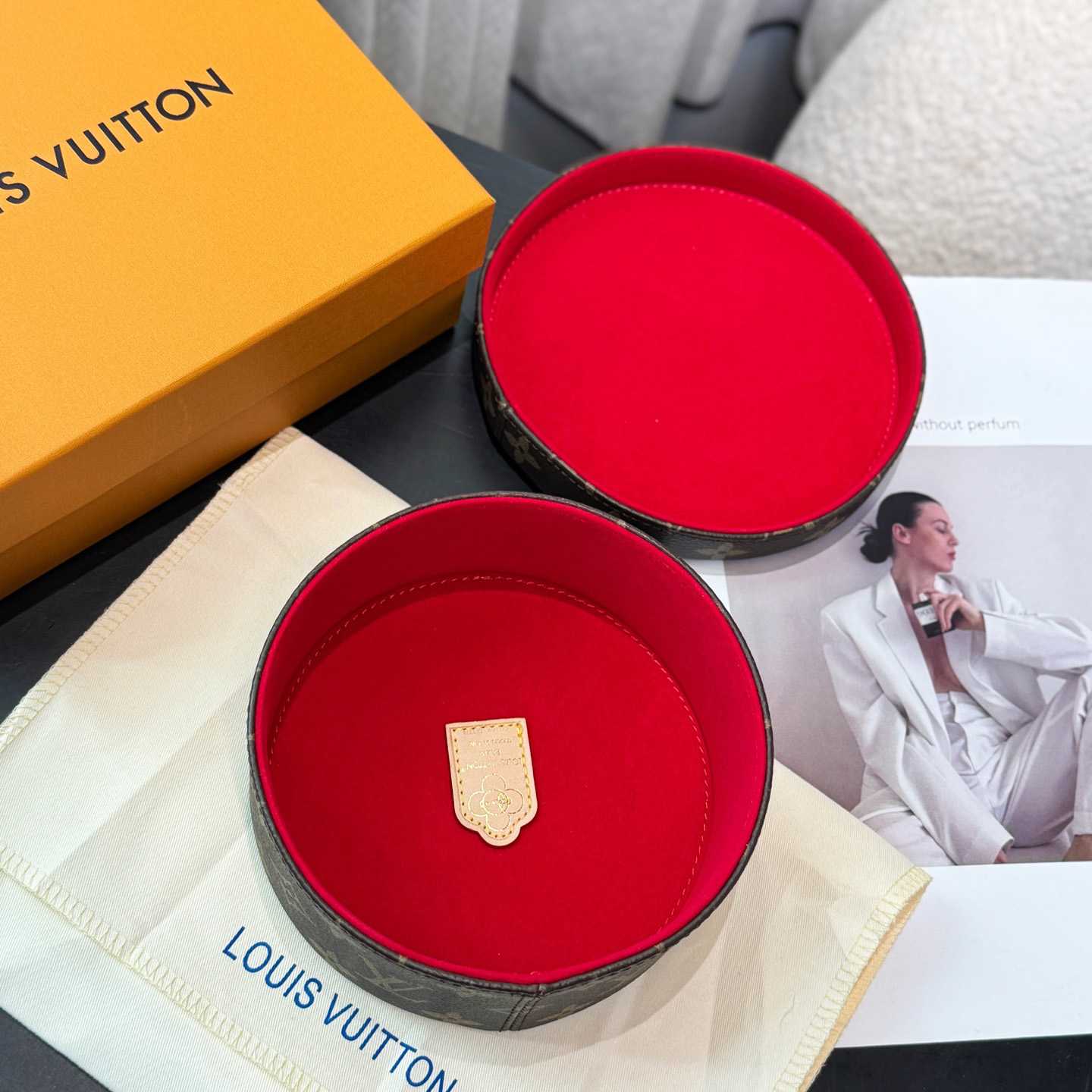 Louis Vuitton Vivienne Candy Box   GI1169 - PerfectKickZ