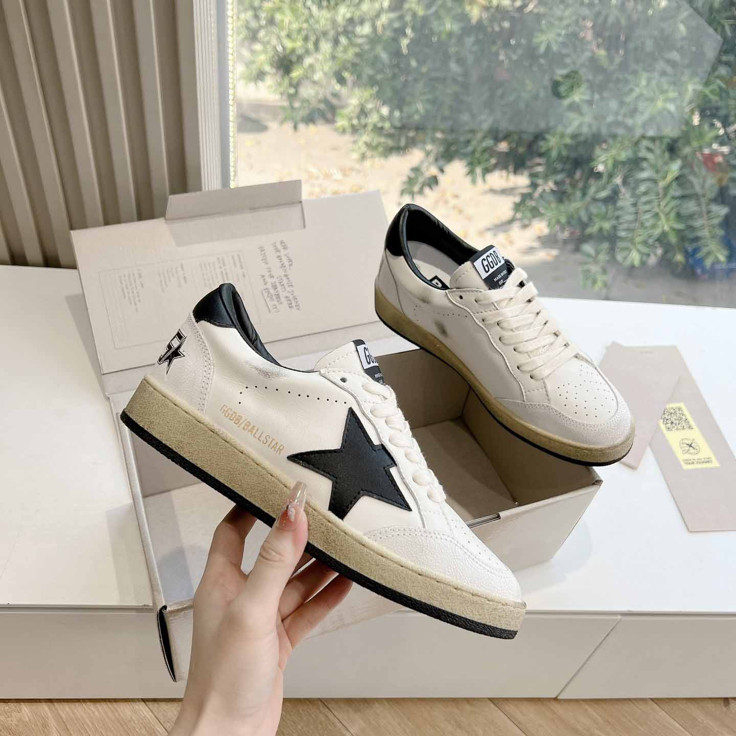 Golden Goose Sneakers - PerfectKickZ