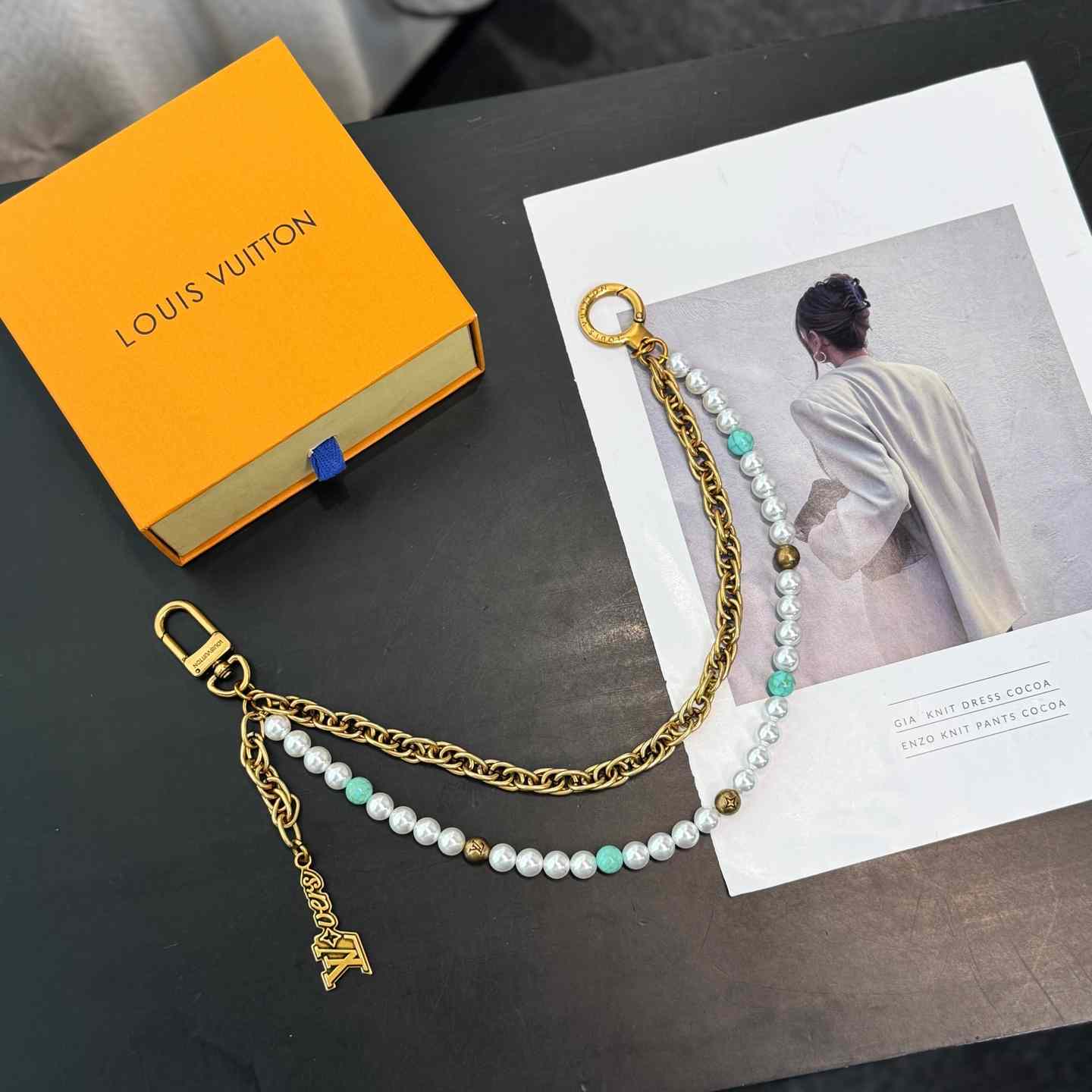 Louis Vuitton Pearls Chain Belt and Bag Charm   M02097 - PerfectKickZ
