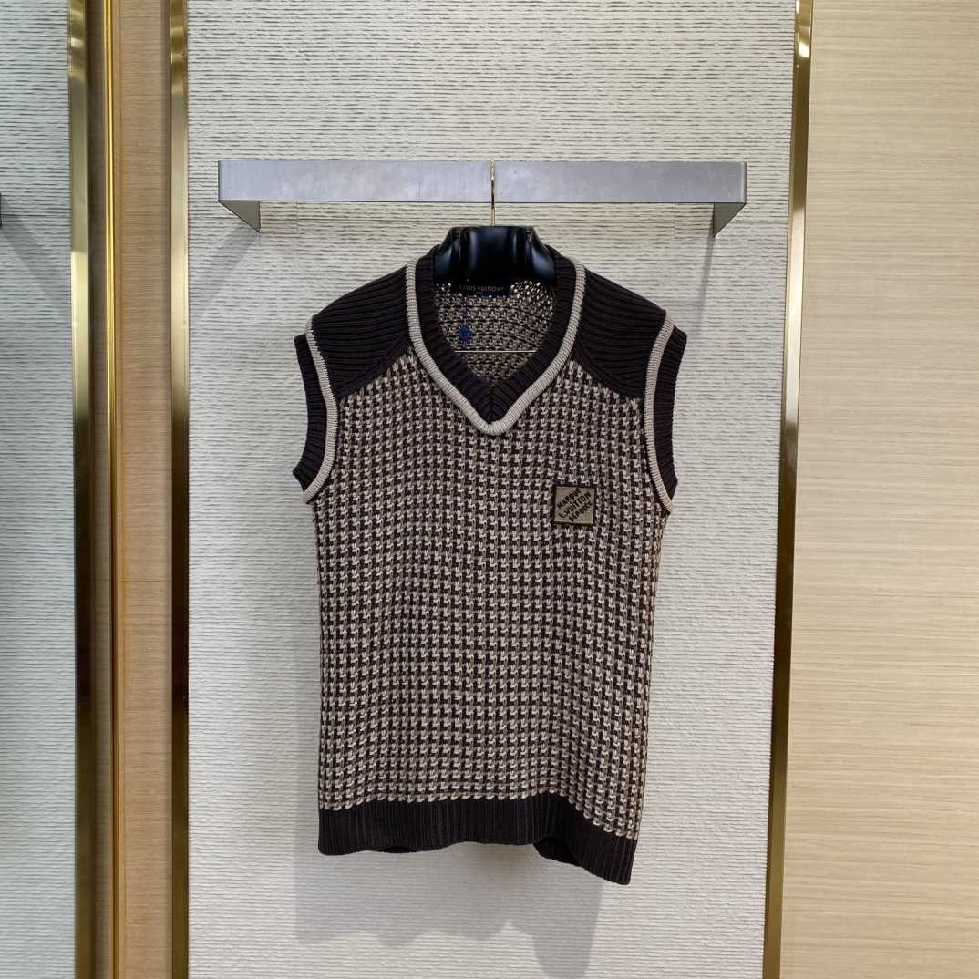 Louis Vuitton Cotton Jacquard Vest   1AHC37 - PerfectKickZ