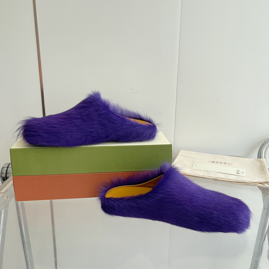 Marni Long Hair Calfskin Fussbett Sabot - PerfectKickZ