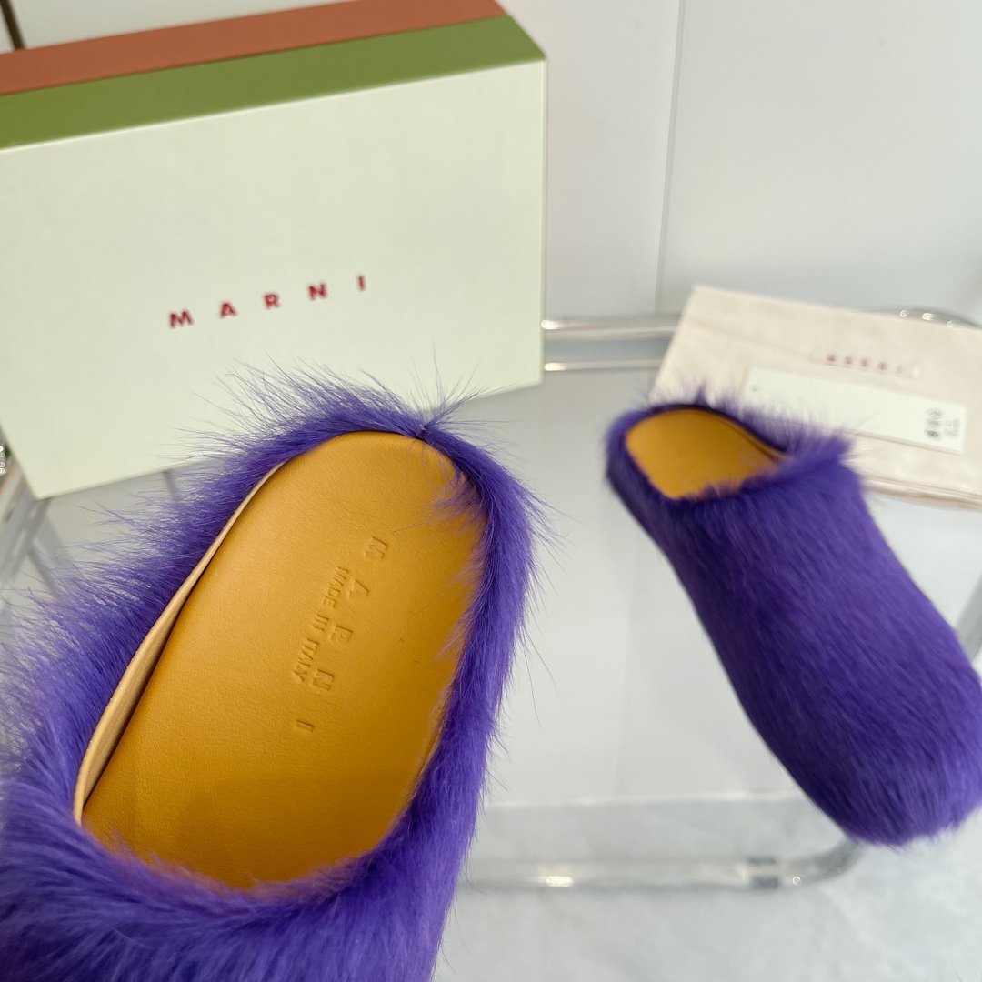 Marni Long Hair Calfskin Fussbett Sabot - PerfectKickZ