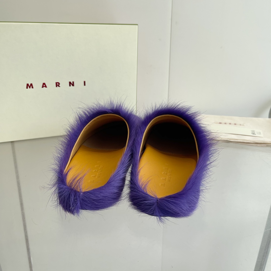 Marni Long Hair Calfskin Fussbett Sabot - PerfectKickZ
