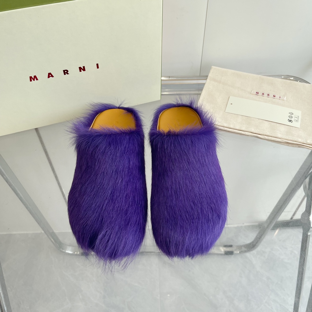 Marni Long Hair Calfskin Fussbett Sabot - PerfectKickZ