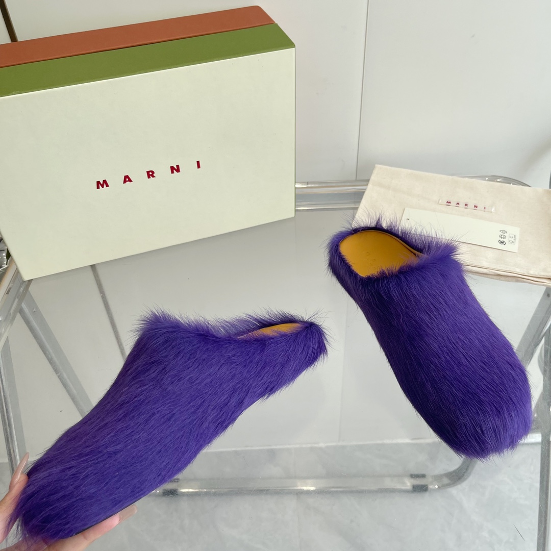 Marni Long Hair Calfskin Fussbett Sabot - PerfectKickZ