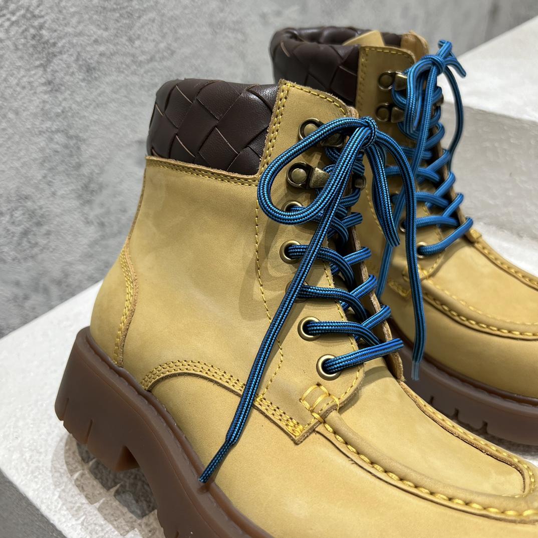 Bottega Veneta Haddock Lace-Up Ankle Boot - PerfectKickZ
