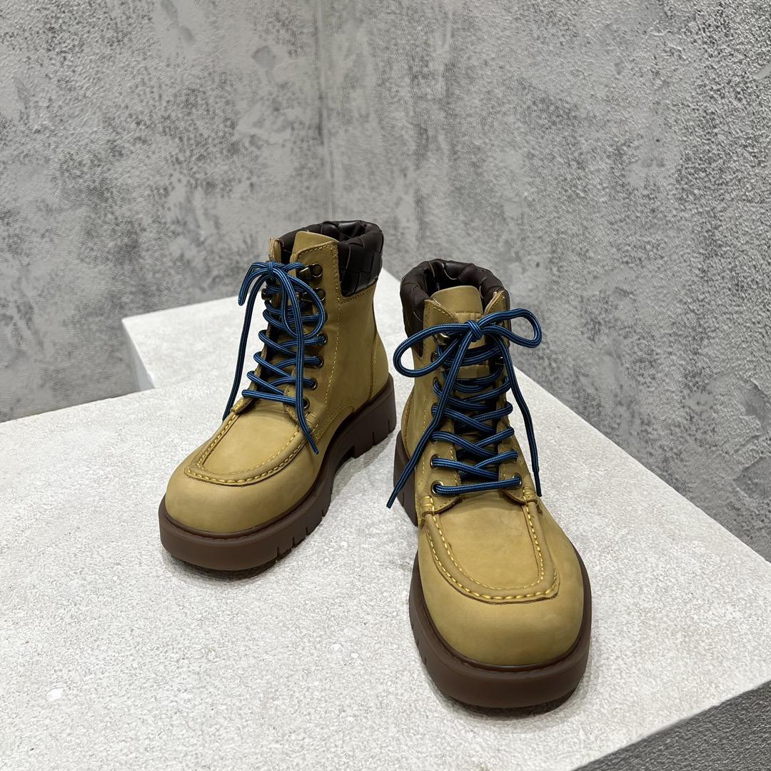 Bottega Veneta Haddock Lace-Up Ankle Boot - PerfectKickZ