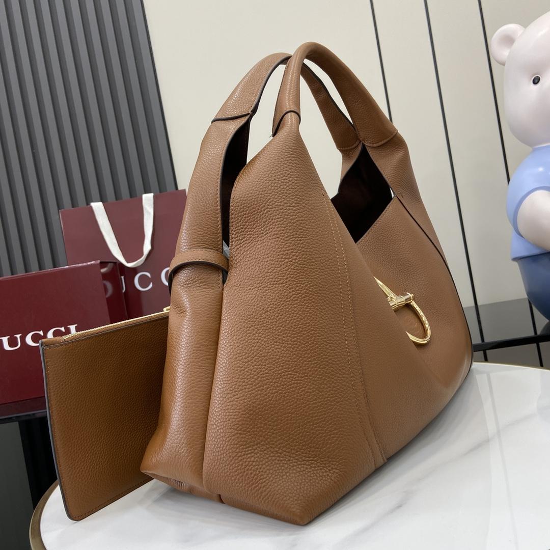 Gucci Softbit Maxi Shoulder Bag - PerfectKickZ