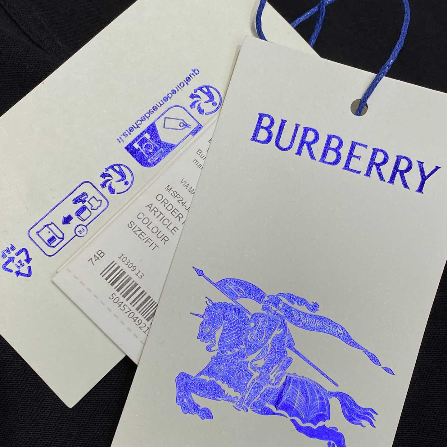 Burberry Knot Logo Cotton T-shirt   - PerfectKickZ
