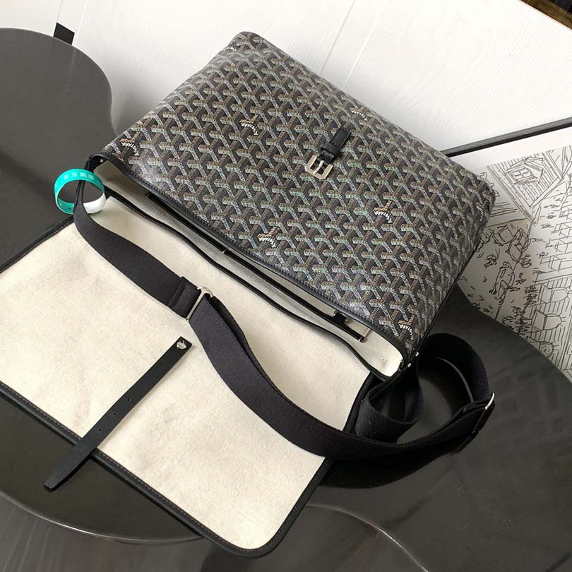 Goyard Capetien Messenger Bag    - PerfectKickZ