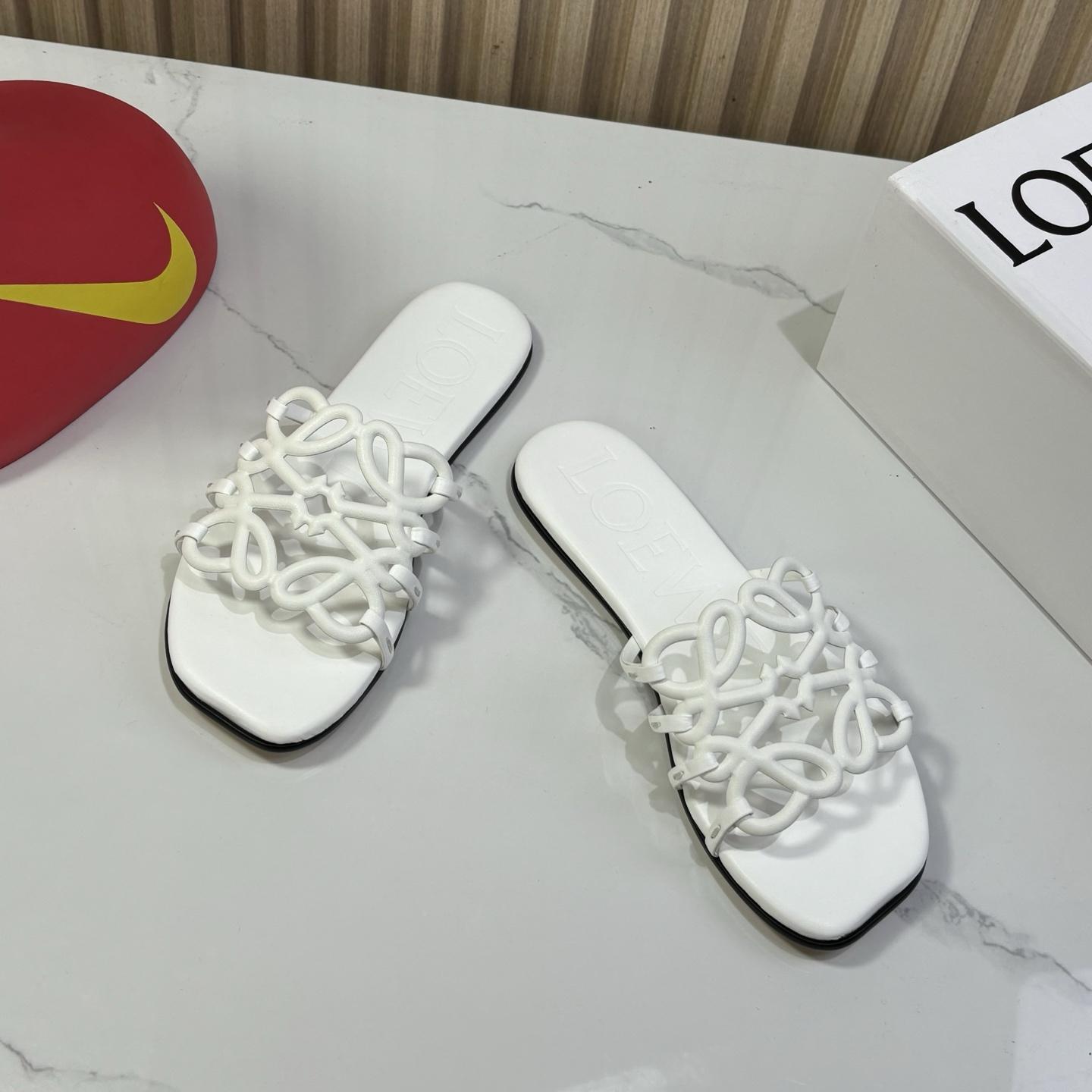 Loewe Petal Anagram Slide In Soft Calfskin - PerfectKickZ