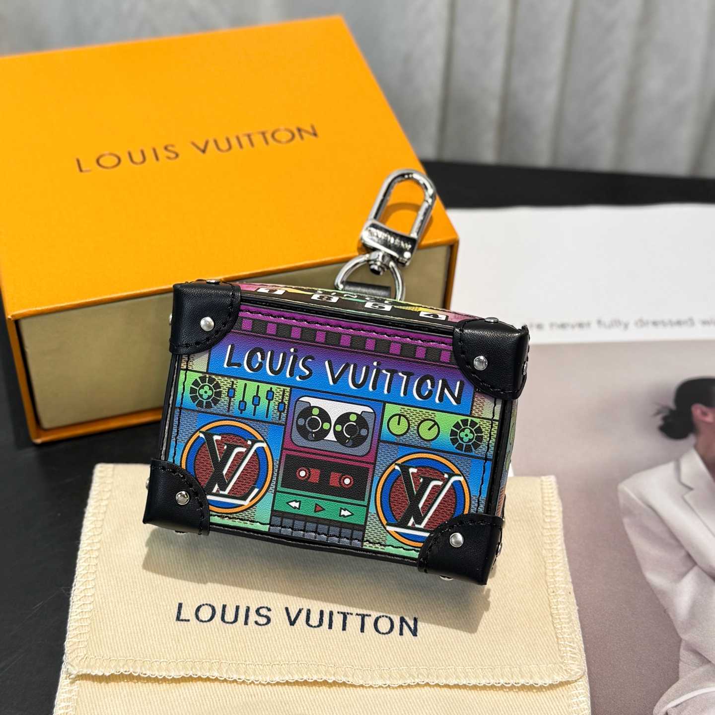 Louis Vuitton LV Stereo Bag Charm   M02395 - PerfectKickZ