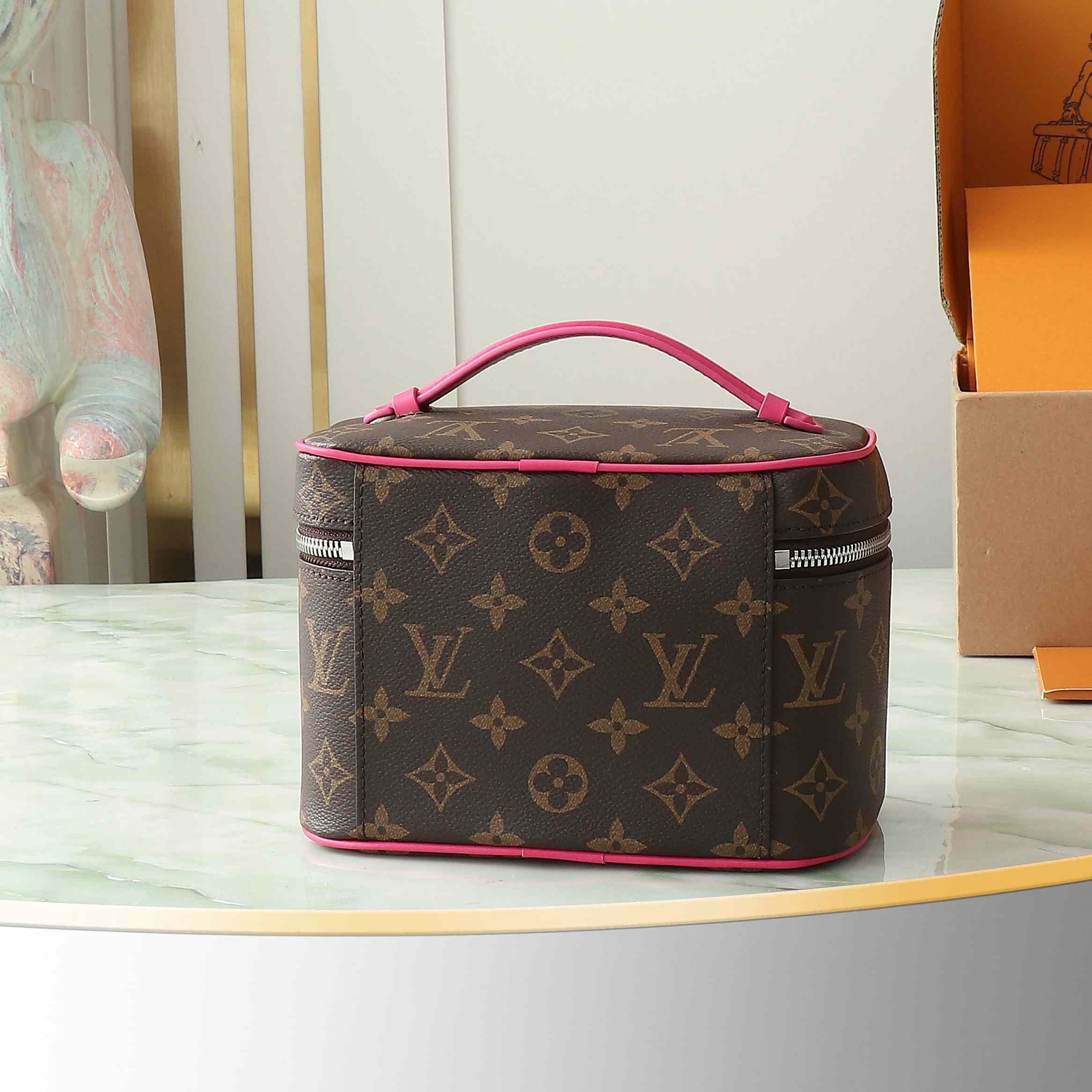 Louis Vuitton Nice Mini  M12650 - PerfectKickZ