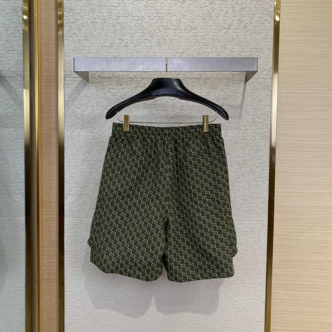 Gucci Cotton Jacquard Shorts With GG Shadow - 
