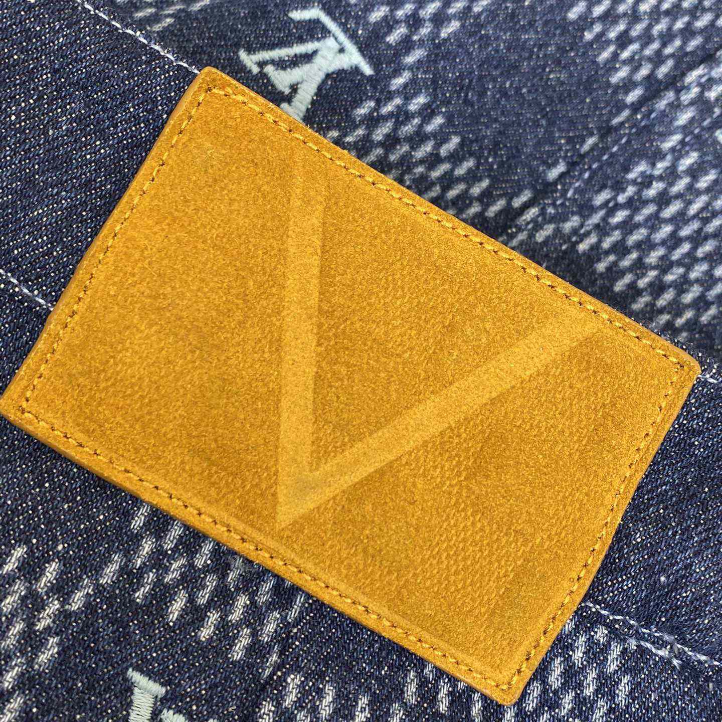 Louis Vuitton Embroidered Damier Denim Shorts  1AFVO5 - PerfectKickZ