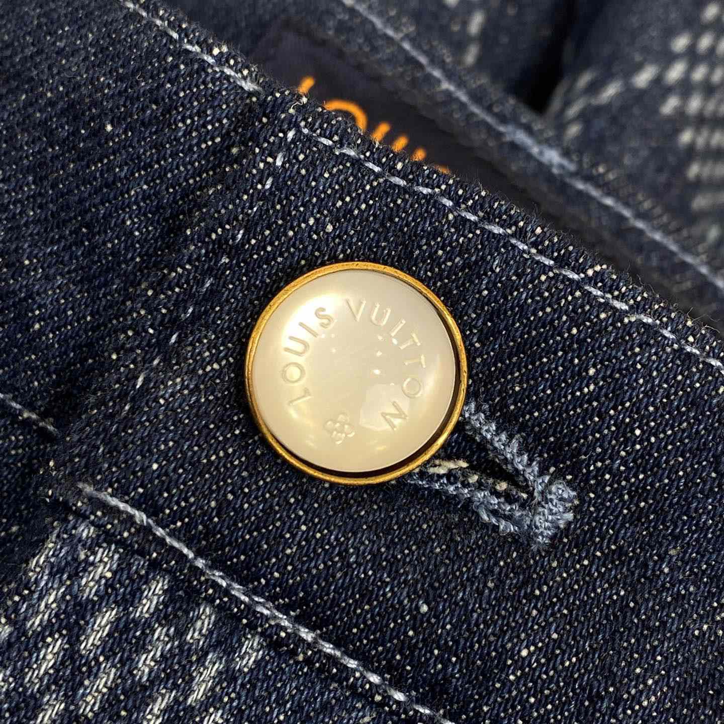 Louis Vuitton Embroidered Damier Denim Shorts  1AFVO5 - PerfectKickZ
