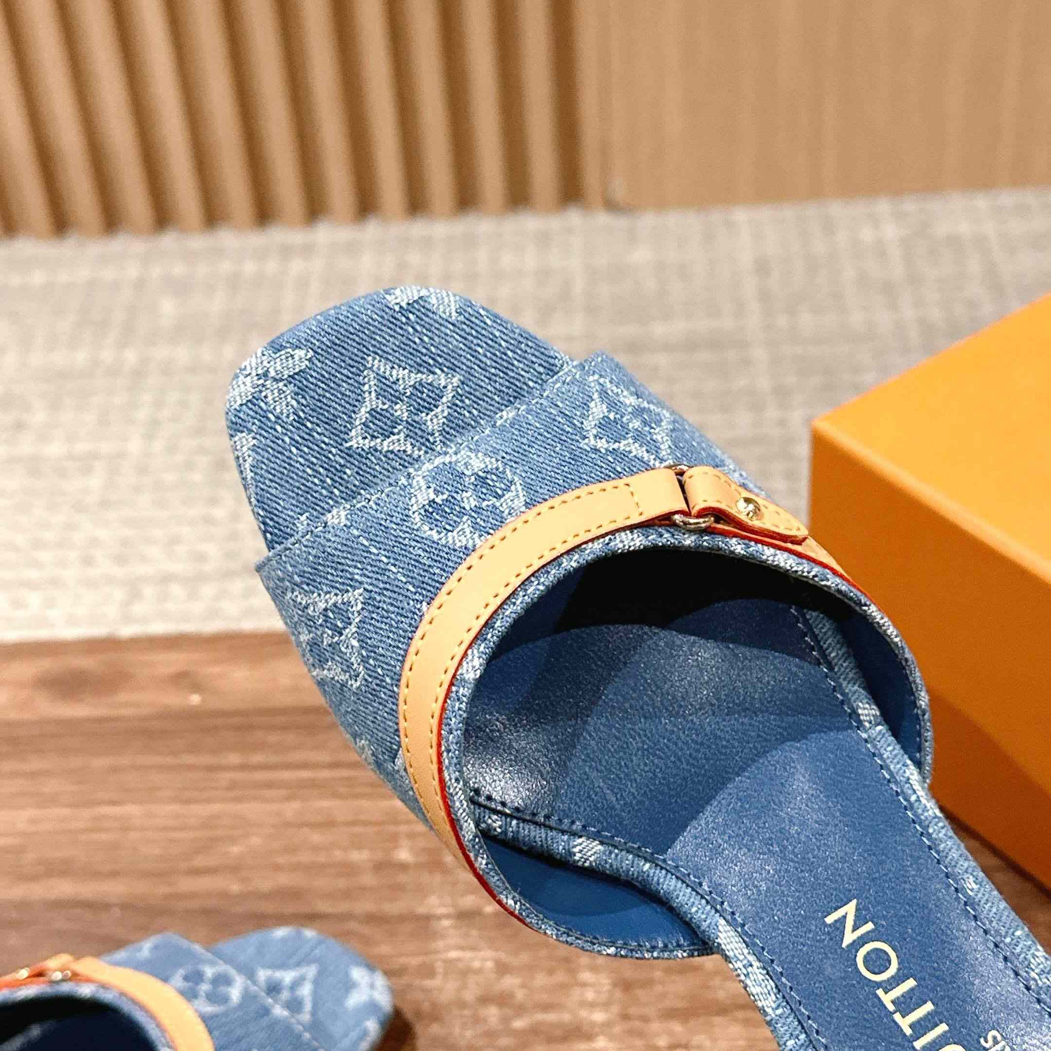 Louis Vuitton LV x TM 6AM Mule    - PerfectKickZ