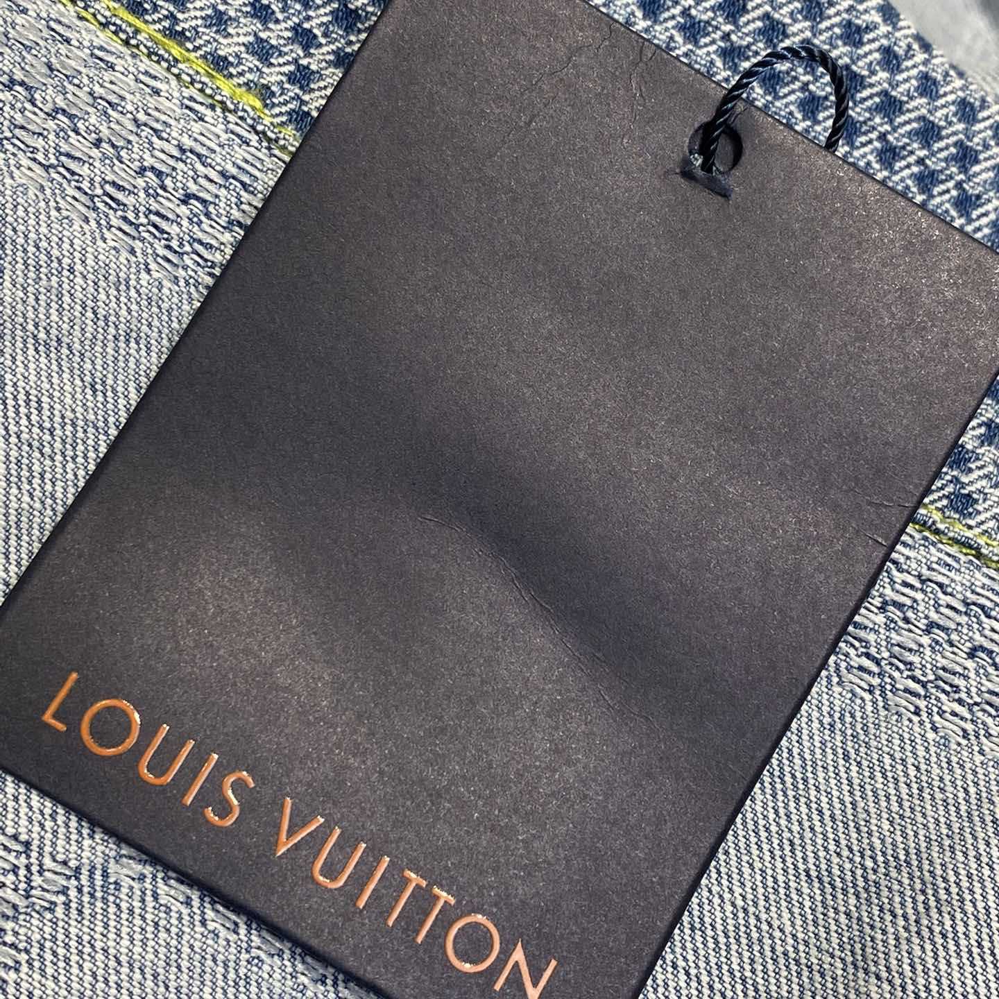 Louis Vuitton Damier Short-Sleeved Chambray Shirt   - PerfectKickZ