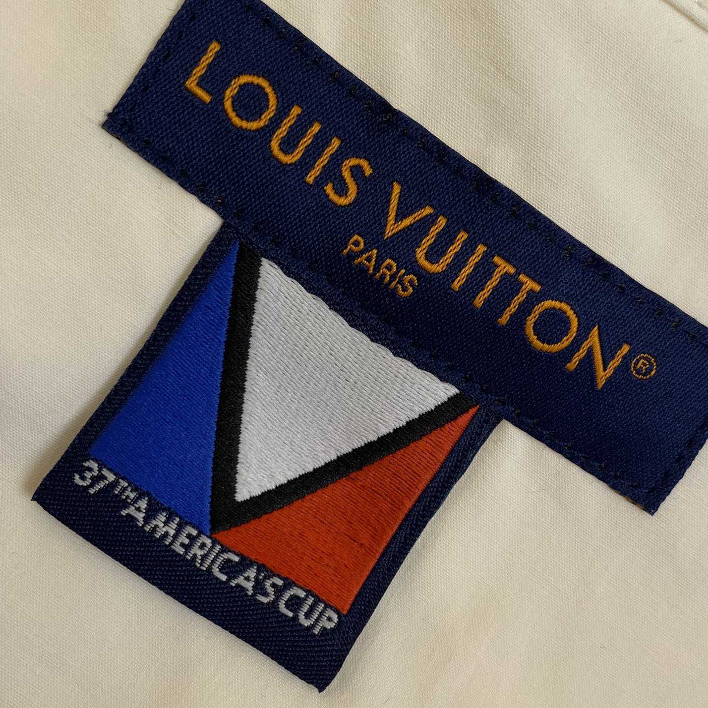 Louis Vuitton Embellished Open Collar Long-Sleeved Shirt   1AFVQQ - PerfectKickZ