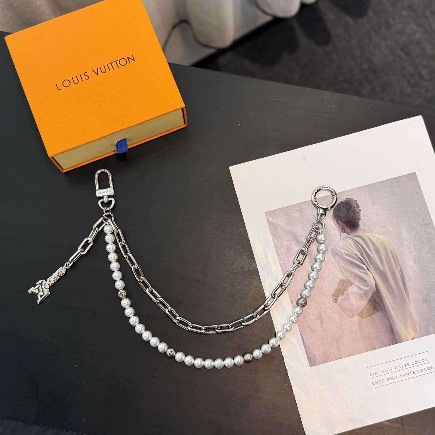 Louis Vuitton Pearls Chain Belt and Bag Charm  M02606 - PerfectKickZ