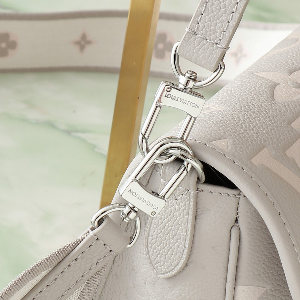 Louis Vuitton Diane   M14214 - PerfectKickZ
