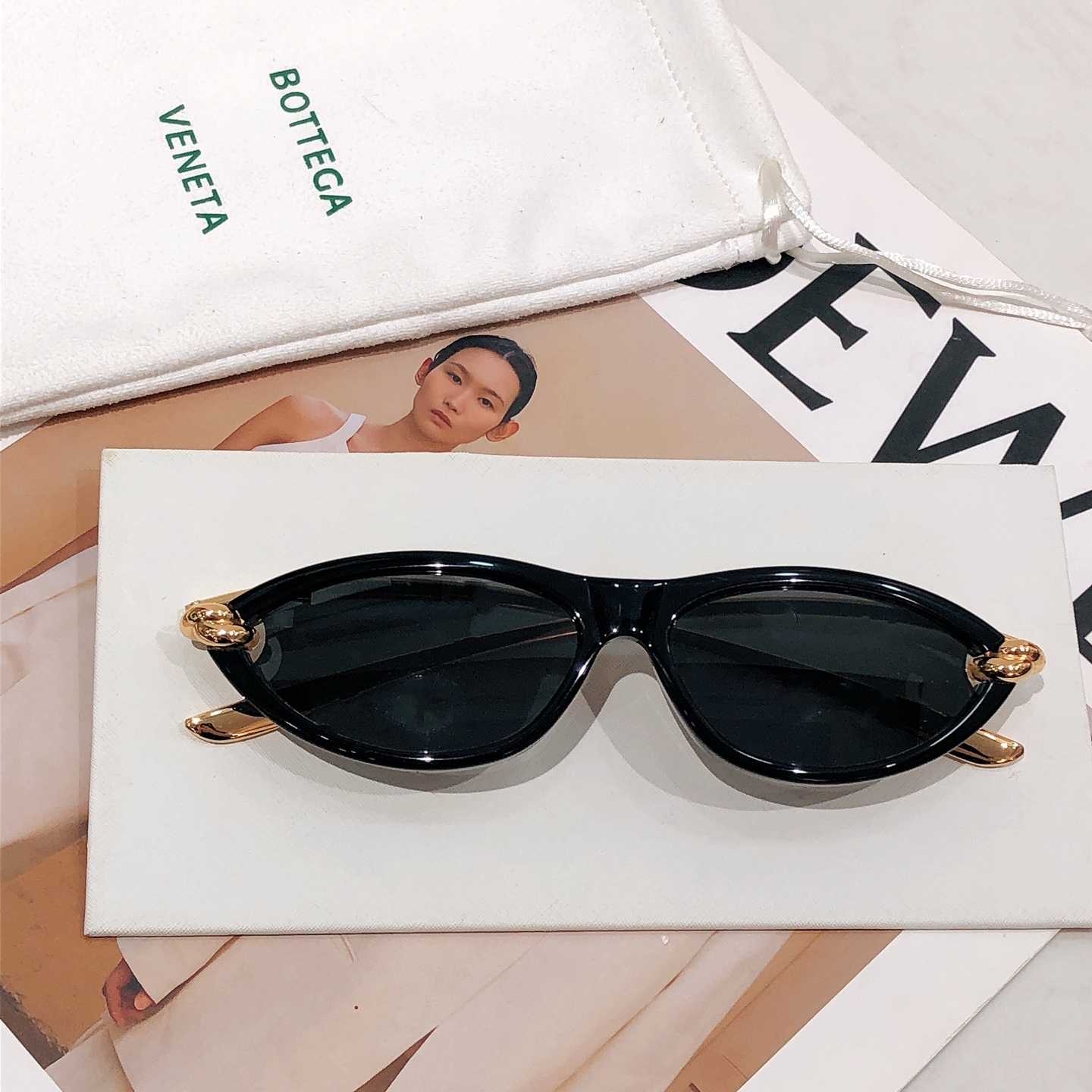 Bottega Veneta Knot Cat Eye Sunglasses   BV1390S - PerfectKickZ