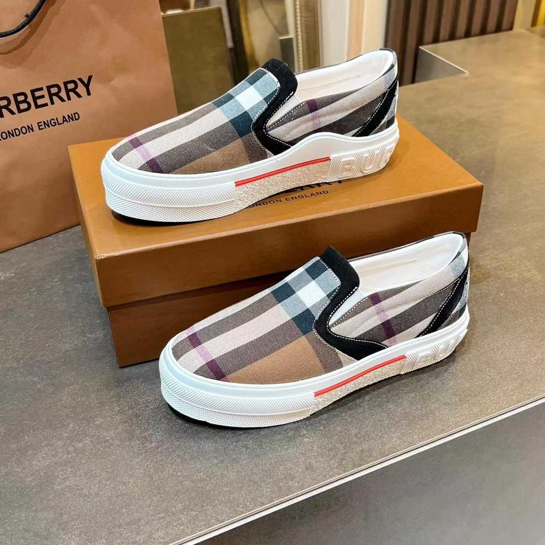 Burberry Slip On Sneakers - 