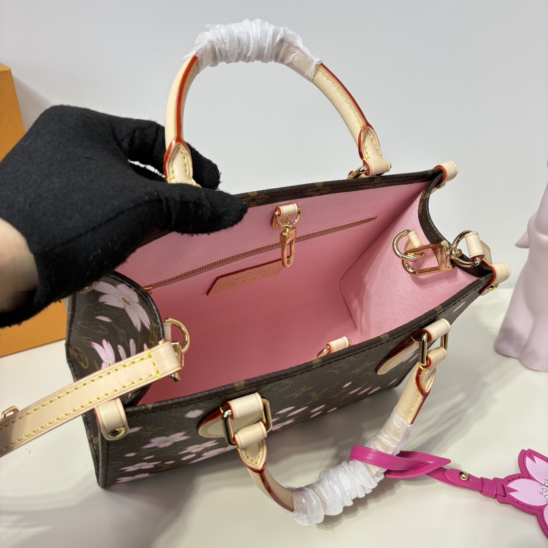 Louis Vuitton LV x TM OnTheGo PM   M13269 - PerfectKickZ