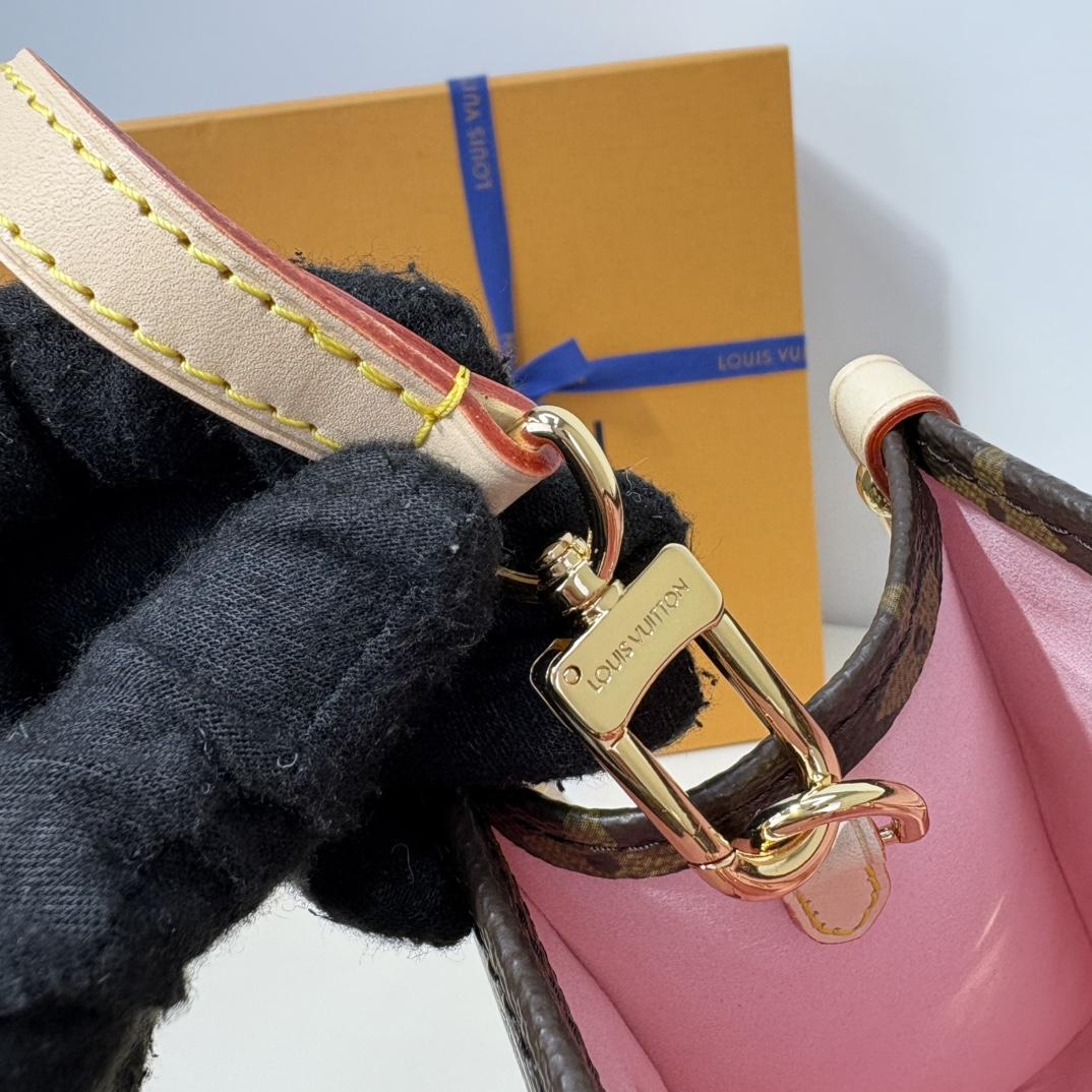 Louis Vuitton LV x TM OnTheGo PM   M13269 - PerfectKickZ