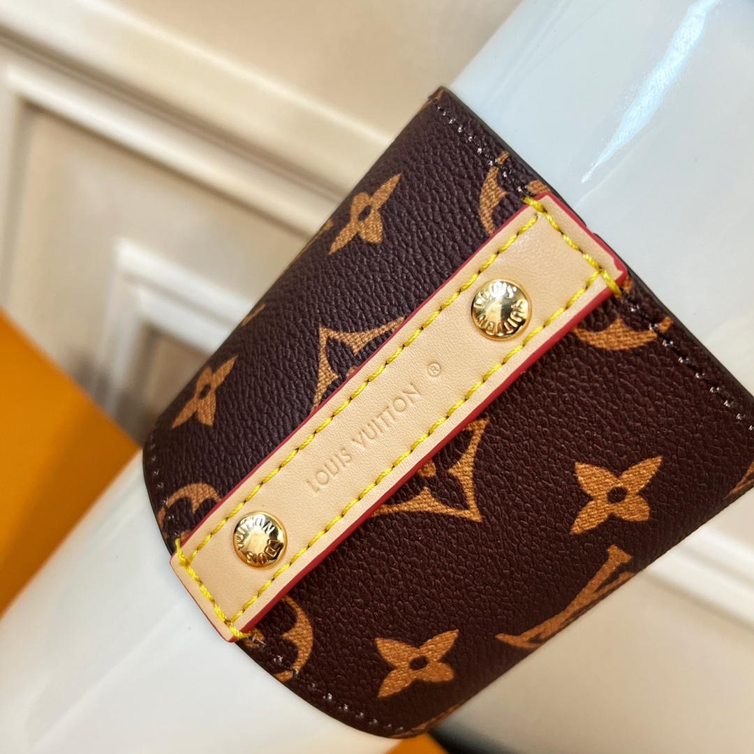 Louis Vuitton Cup Louis - PerfectKickZ