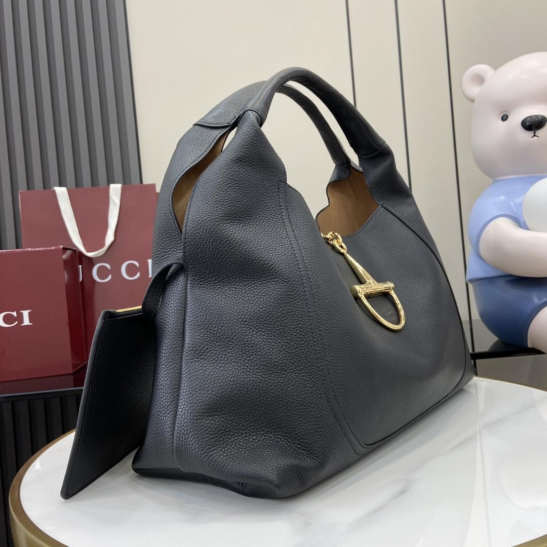 Gucci Softbit Maxi Shoulder Bag - PerfectKickZ