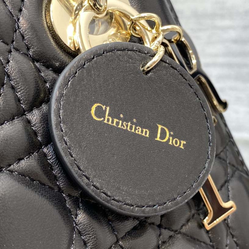 Dior Lady Dior Bag    20cm - PerfectKickZ