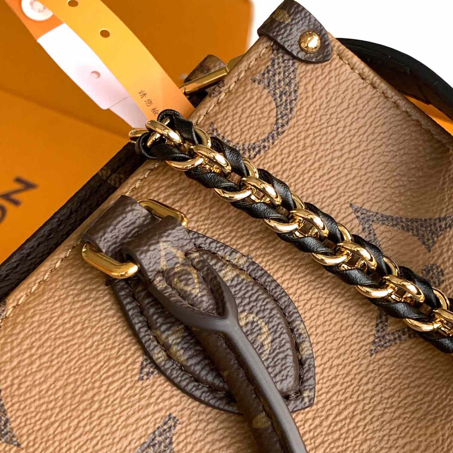 Louis Vuitton OnTheGo East West Chain  M14236 - PerfectKickZ