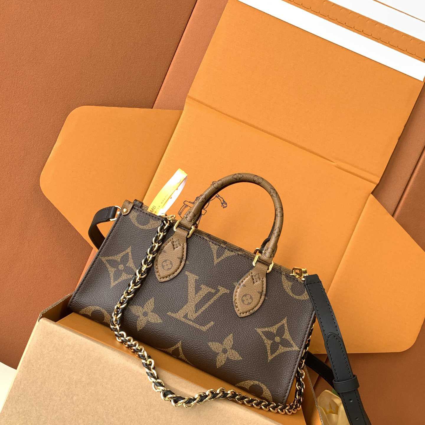 Louis Vuitton OnTheGo East West Chain  M14236 - PerfectKickZ