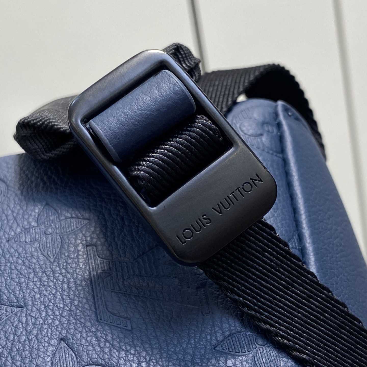 Louis Vuitton Discovery Backpack PM   M14884 - PerfectKickZ