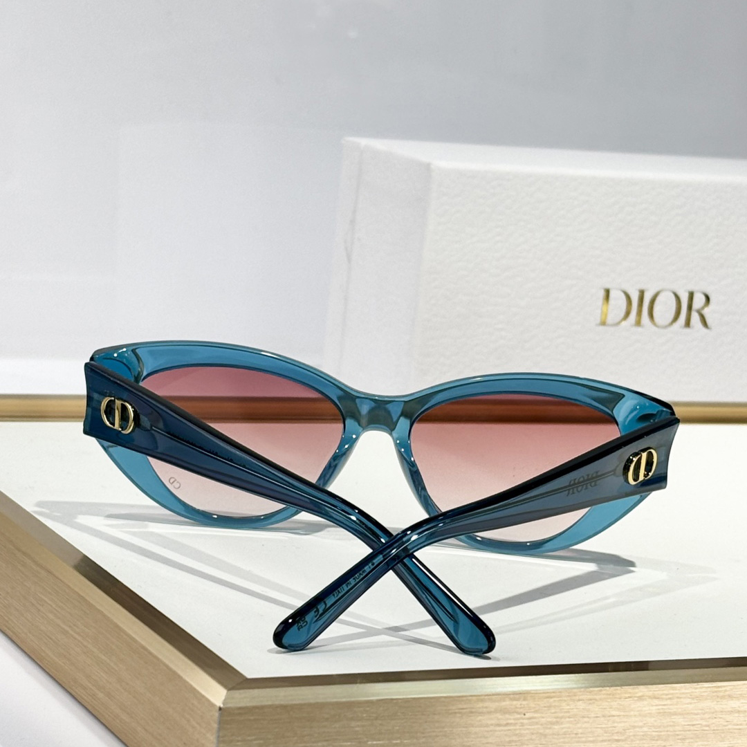 Dior DiorGlowB11 Sunglasses  - PerfectKickZ