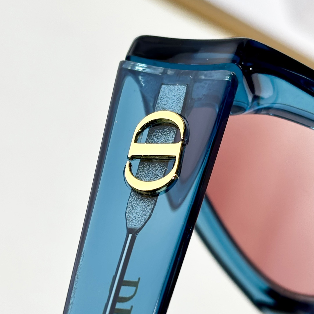 Dior DiorGlowB11 Sunglasses  - PerfectKickZ