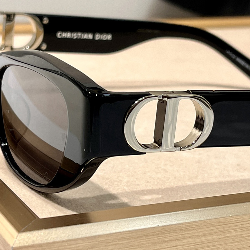 Dior 30Montaigne S9U Sunglasses  - PerfectKickZ
