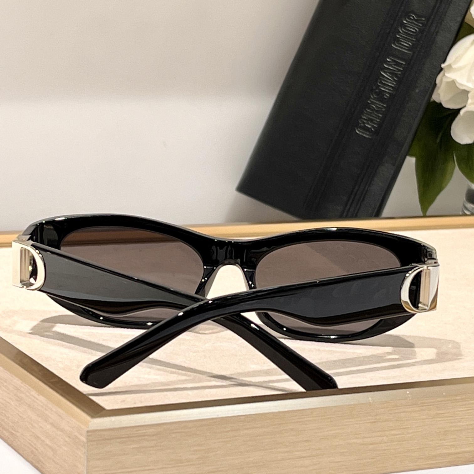 Dior 30Montaigne S9U Sunglasses  - PerfectKickZ